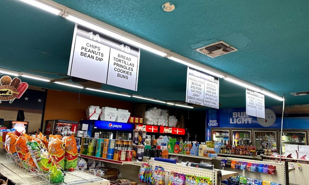 Tahitian Village Market