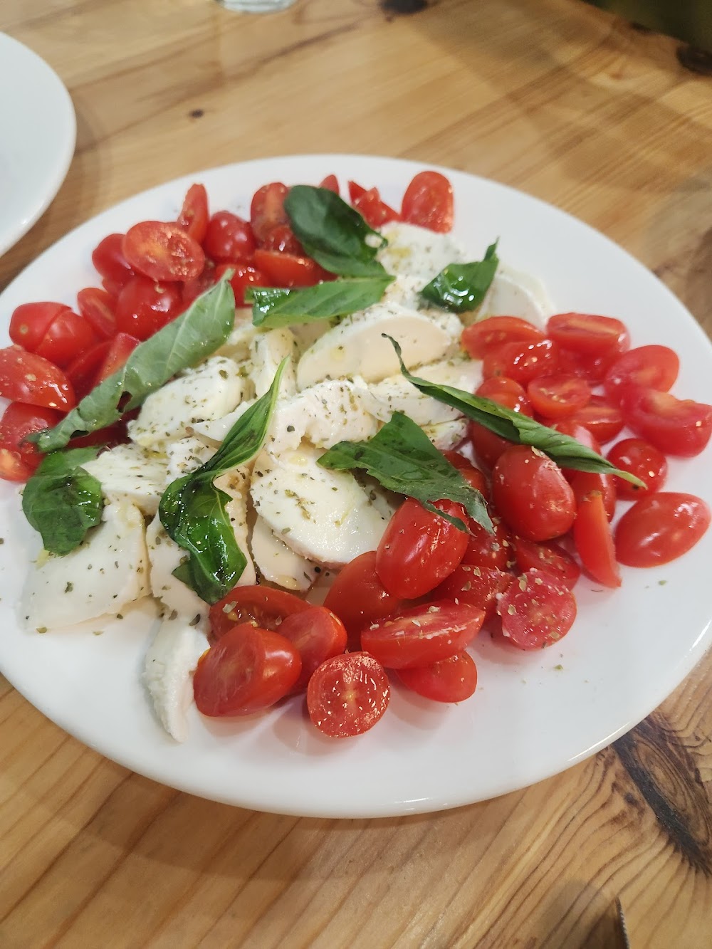 Tonini’s Woodfired Pizzeria