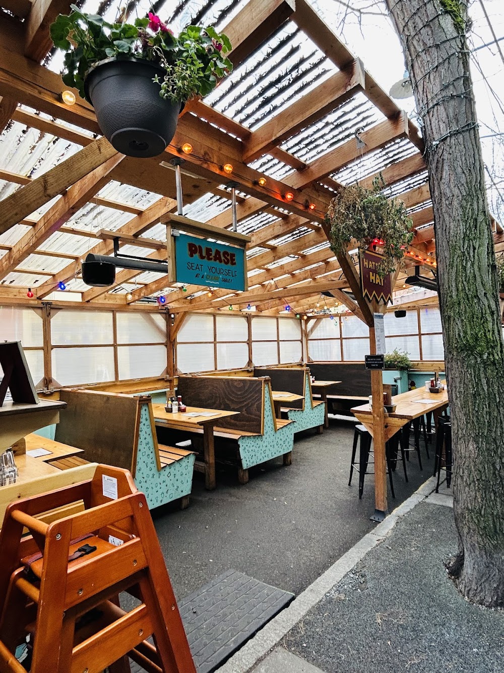 Hattie’s Hat Restaurant