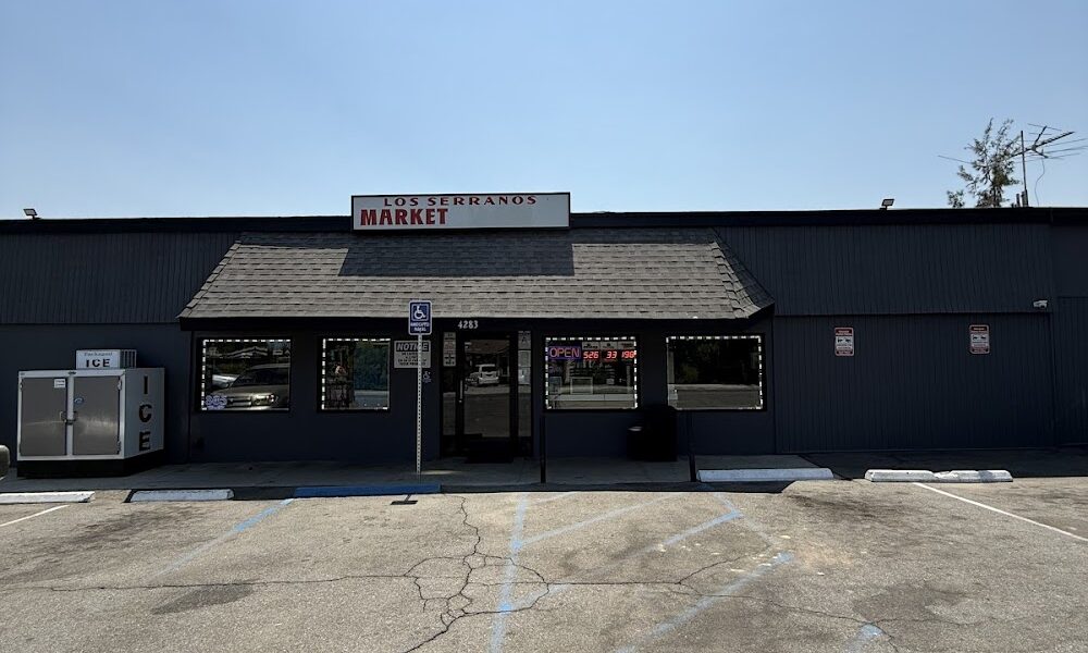 Los Serranos Market