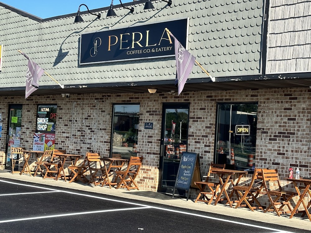 Perla Coffee Co & Eatery