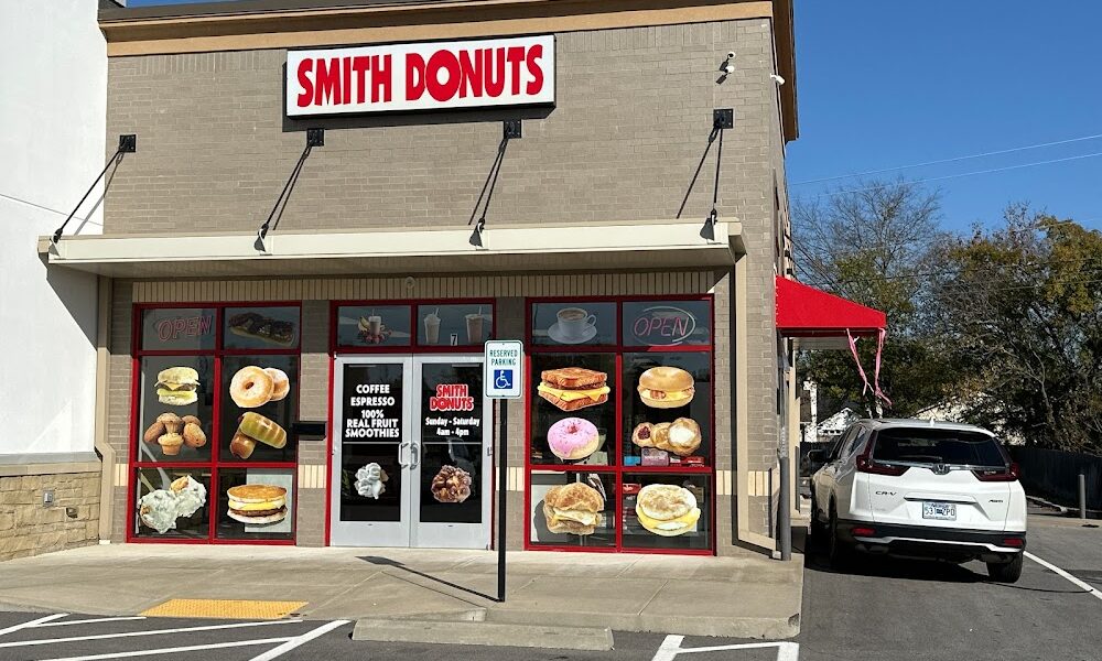 SMITH DONUTS 2