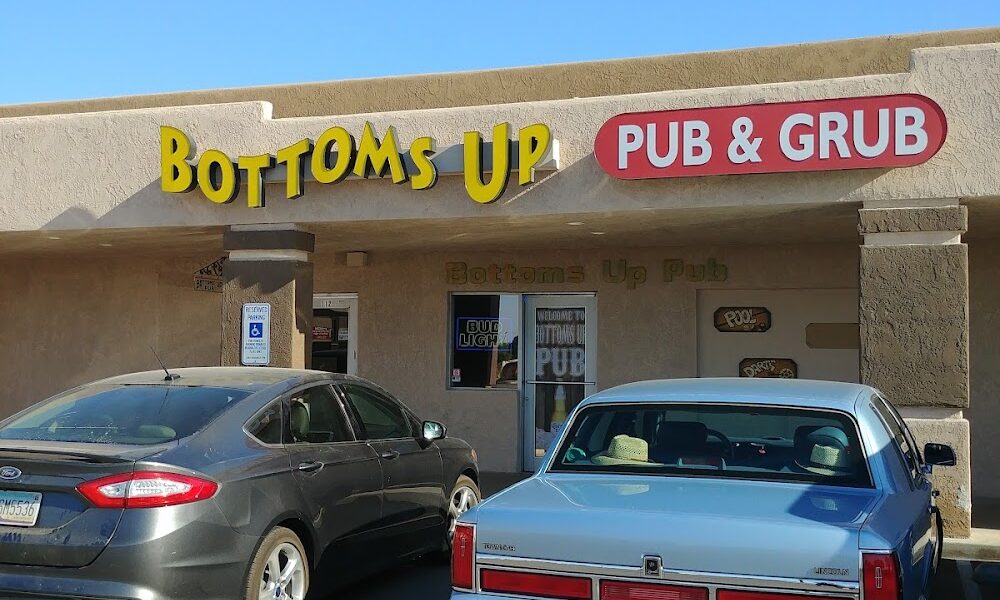 Bottoms Up Bar & Grill