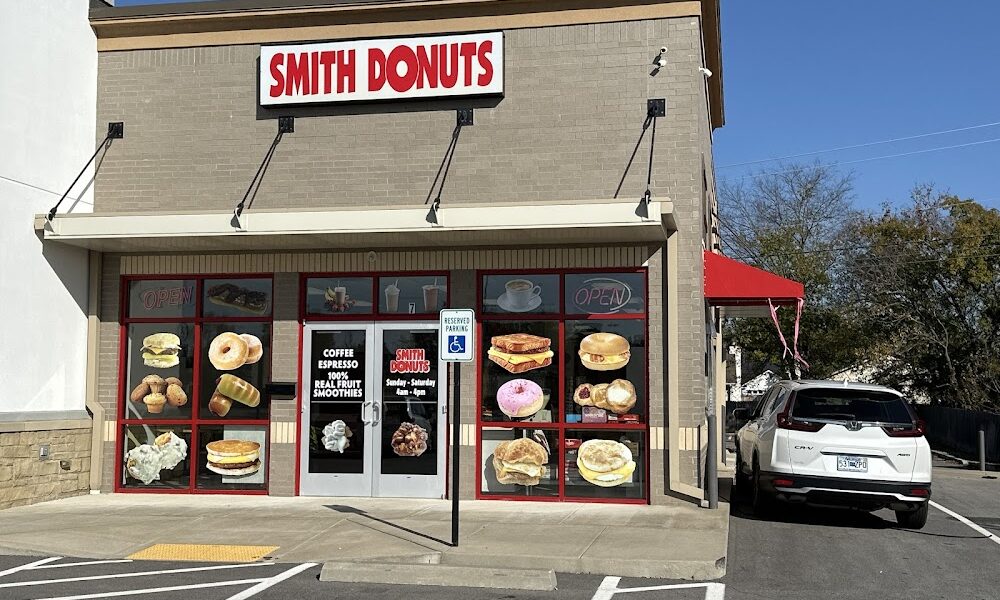 SMITH DONUTS 2